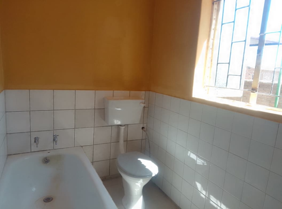 2 Bedroom Property for Sale in Roodepan Northern Cape